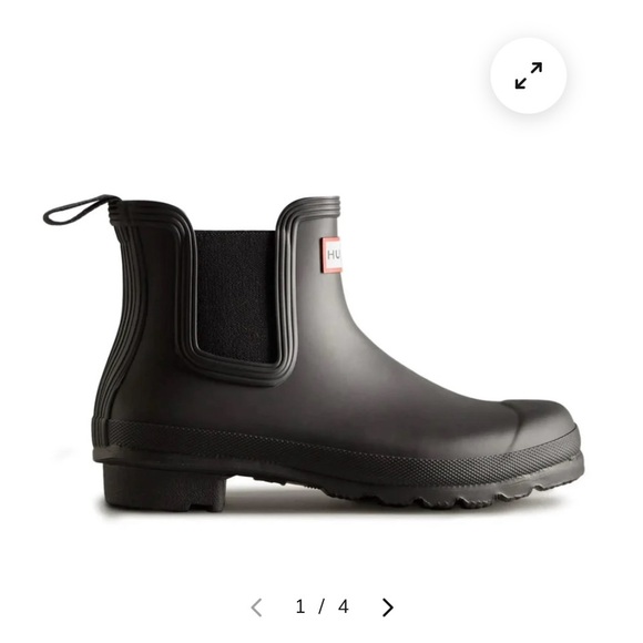 Size 10, Hunter waterproof comfortable warm black boots - Picture 3 of 6